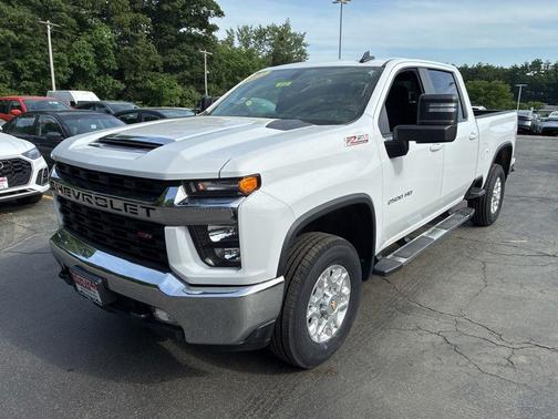 Summit White 2023 Chevrolet Silverado 2500 LT