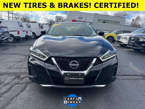 2023 Nissan Maxima SV