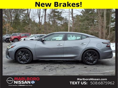 2022 Nissan Maxima SV