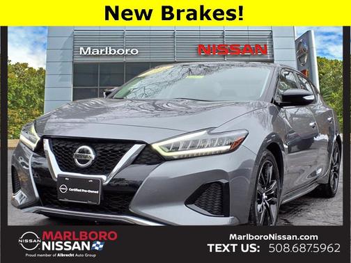 2022 Nissan Maxima SV