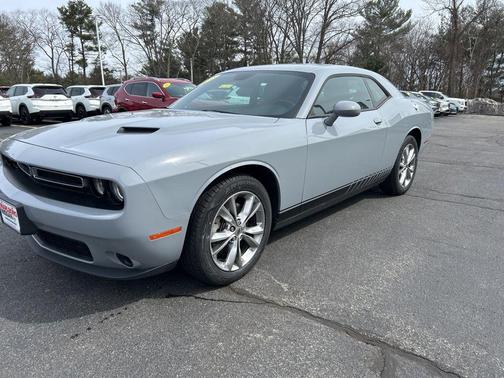 2022 Dodge Challenger SXT