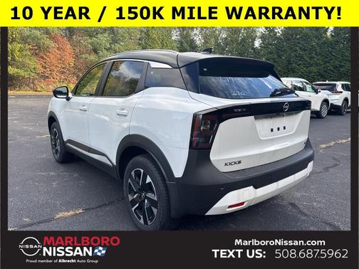 2026 Nissan Kicks SV