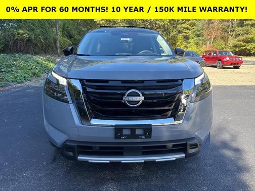 2025 Nissan Pathfinder Platinum