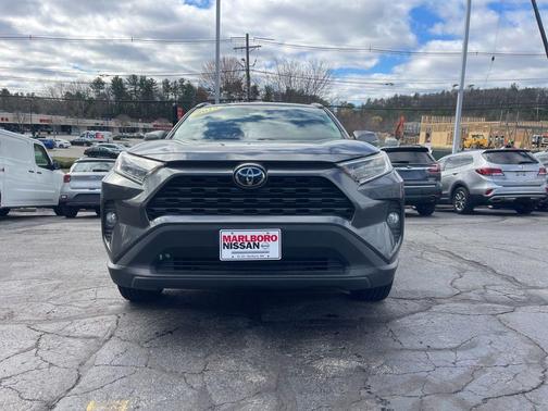 Magnetic Gray Metallic 2019 Toyota RAV4 XLE