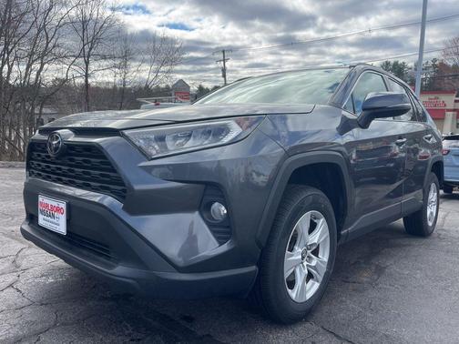 Magnetic Gray Metallic 2019 Toyota RAV4 XLE