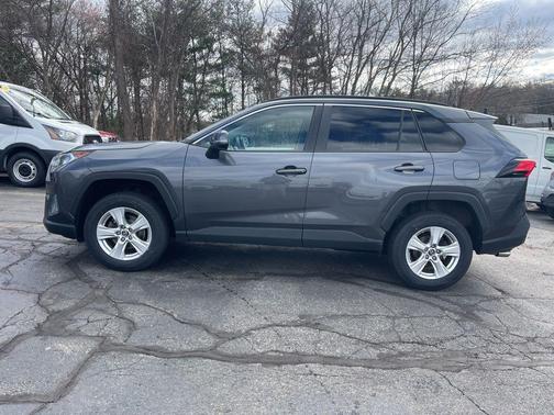 Magnetic Gray Metallic 2019 Toyota RAV4 XLE