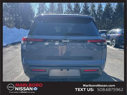 2026 Nissan Pathfinder Platinum