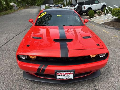 Go Mango! 2021 Dodge Challenger R/T Scat Pack