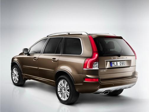 Electric Silver Metallic 2013 Volvo XC90 3.2 Platinum