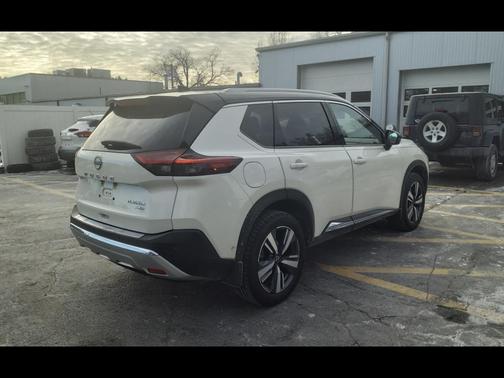 2022 Nissan Rogue Platinum