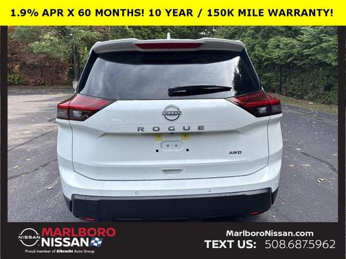 2026 Nissan Rogue SV