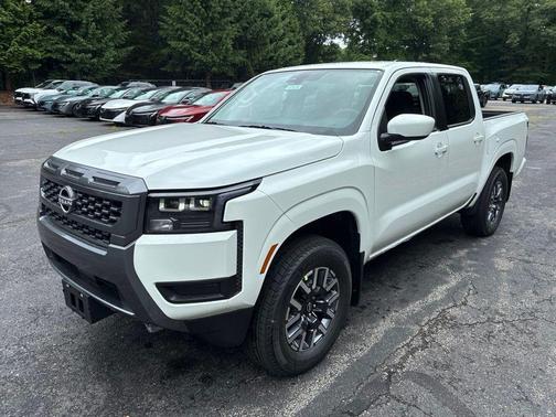 Glacier White 2026 Nissan Frontier SV