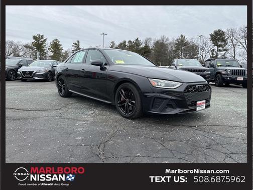 2023 Audi A4 45 S line quattro Premium