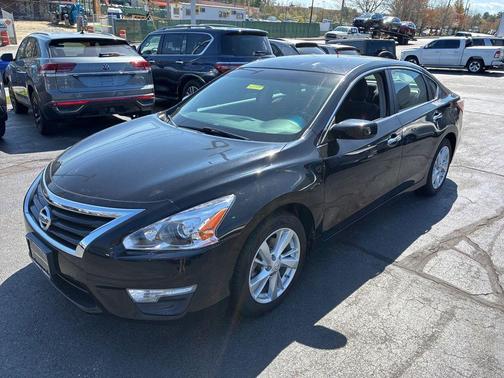 Super Black 2013 Nissan Altima 2.5 SV