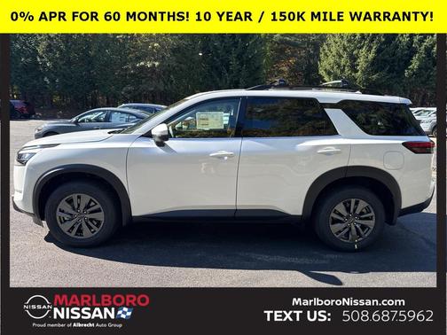 2025 Nissan Pathfinder SV