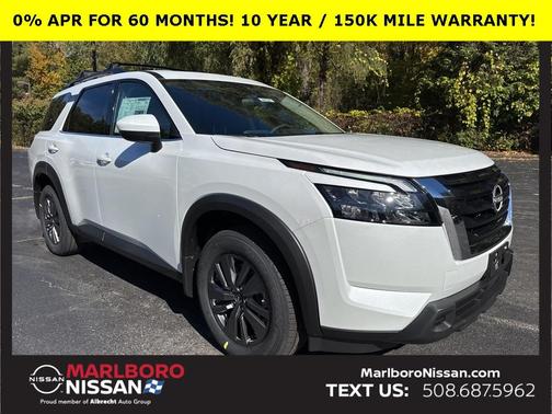 2025 Nissan Pathfinder SV