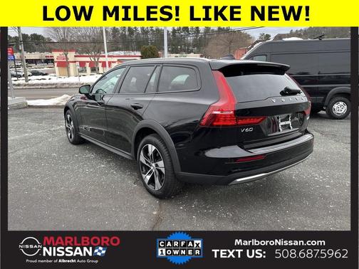 2024 Volvo V60 Cross Country B5 Plus