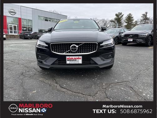 2024 Volvo V60 Cross Country B5 Plus