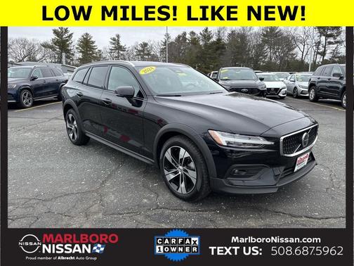 2024 Volvo V60 Cross Country B5 Plus