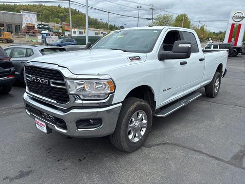 Bright White Clearcoat 2024 RAM 2500 Big Horn