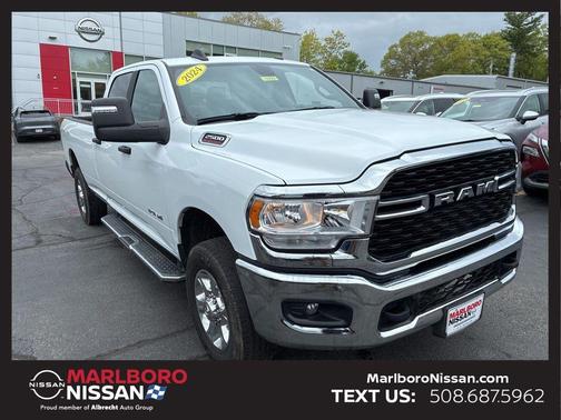 Bright White Clearcoat 2024 RAM 2500 Big Horn