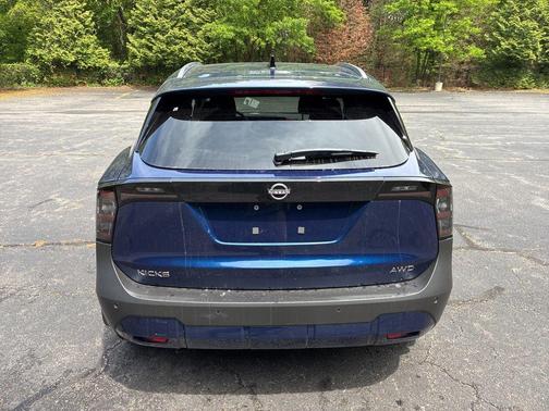 Deep Blue Pearl 2026 Nissan Kicks SV