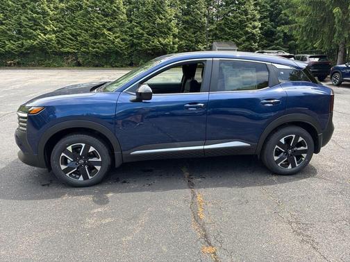 Deep Blue Pearl 2026 Nissan Kicks SV