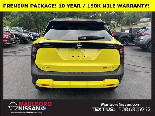 2025 Nissan Kicks SR