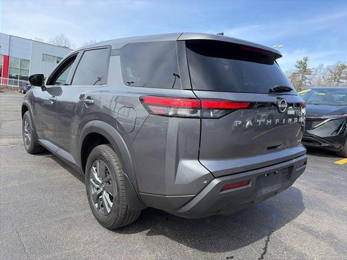 Gun Metallic 2024 Nissan Pathfinder S