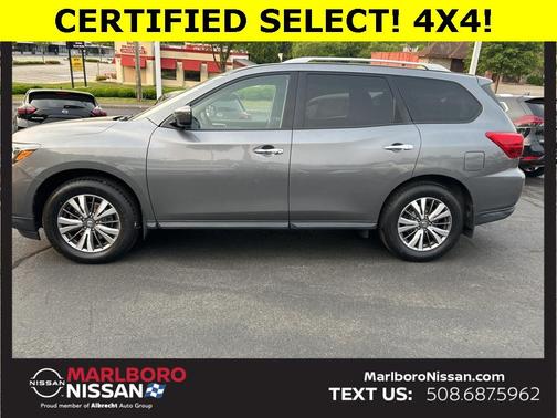 2019 Nissan Pathfinder S