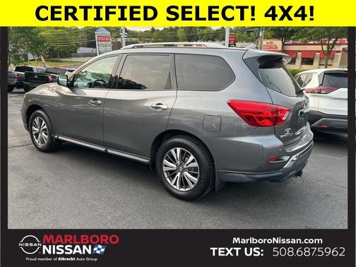 2019 Nissan Pathfinder S
