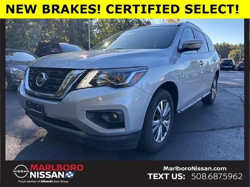 2019 Nissan Pathfinder SL