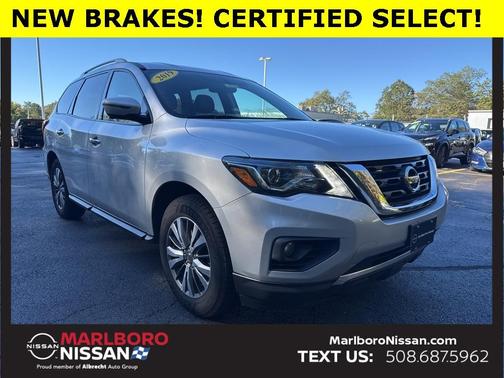 2019 Nissan Pathfinder SL
