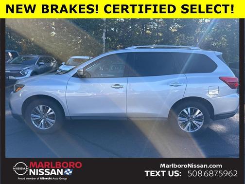 2019 Nissan Pathfinder SL