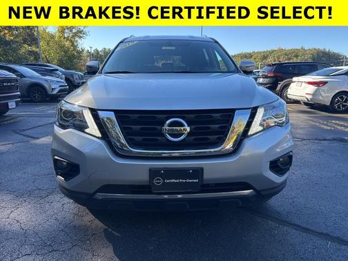 2019 Nissan Pathfinder SL