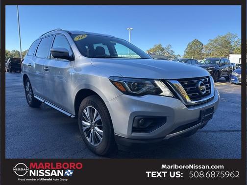 2019 Nissan Pathfinder SL