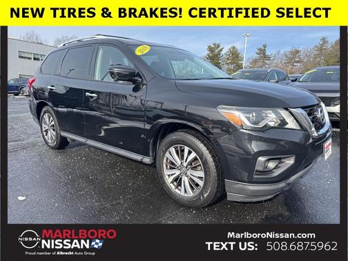 2018 Nissan Pathfinder SL