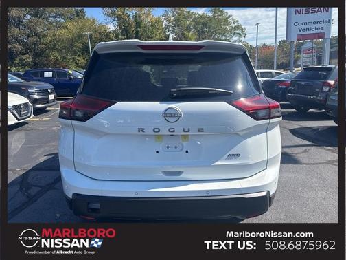 2026 Nissan Rogue SV