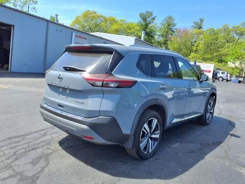 2021 Nissan Rogue SL