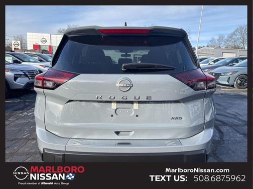 2026 Nissan Rogue SV