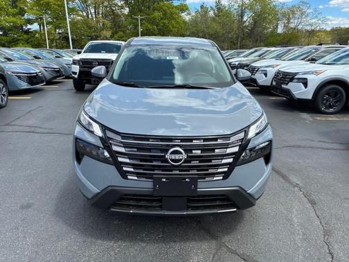 Boulder Gray Metallic 2026 Nissan Rogue SV