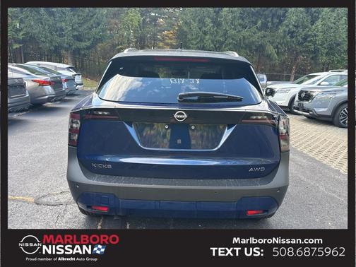 2026 Nissan Kicks SV