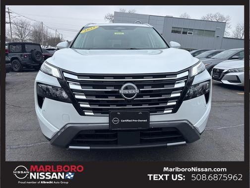 2025 Nissan Rogue SL