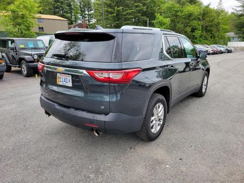 2018 Chevrolet Traverse LT Cloth