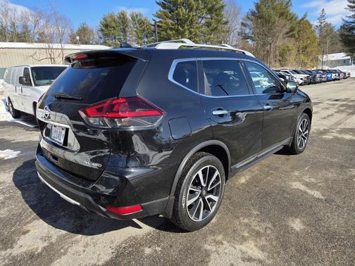 2020 Nissan Rogue SL