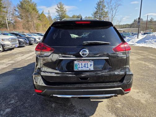 2020 Nissan Rogue SL