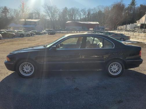2000 BMW 528 i
