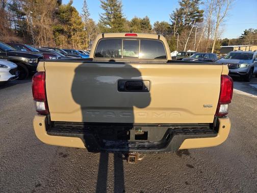 2016 Toyota Tacoma SR5