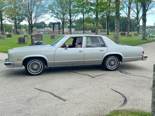 1977 Oldsmobile Delta 88
