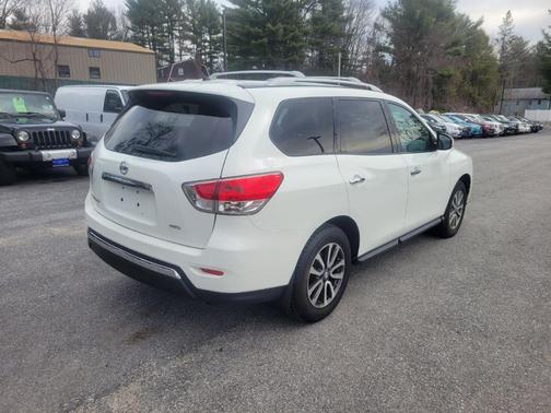 2016 Nissan Pathfinder S